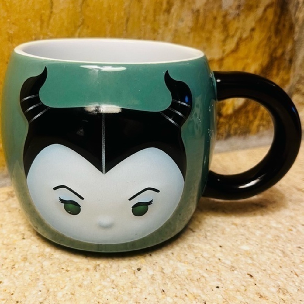 Disney Maleficent Tsum Tsum Ceramic Coffee Mug Cup Green Black